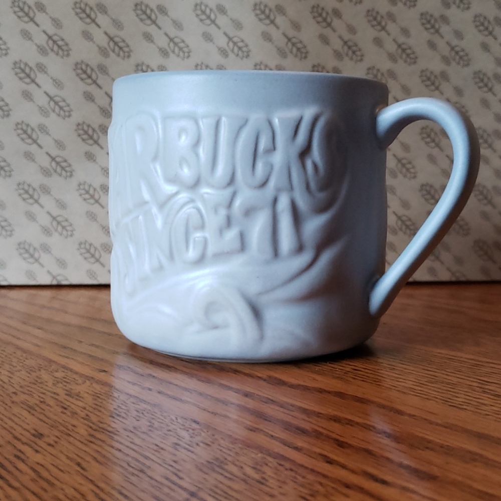 Starbucks, NWT Raised Siren Mug